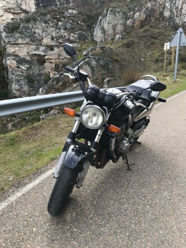 Honda CB 900F - Moto