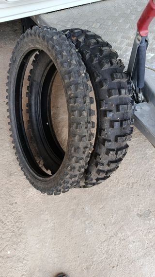 Neumáticos Enduro 80/100-21 y 140/80