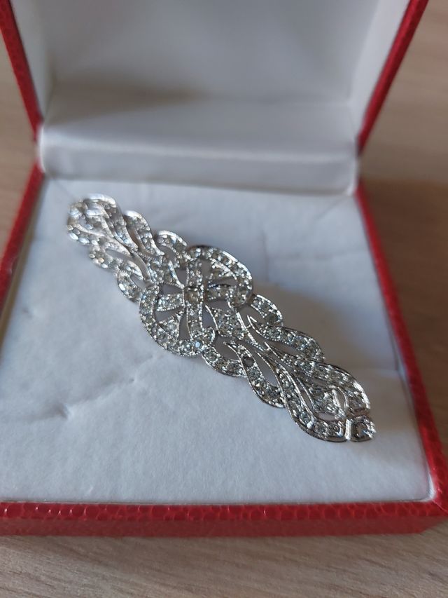 Broche Plata YG eventos