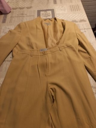 Traje chaqueta mujer beige vintage