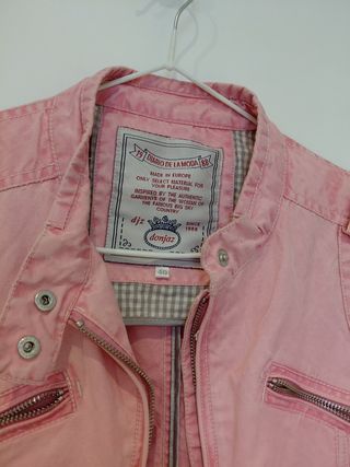 Chaqueta tejana rosa