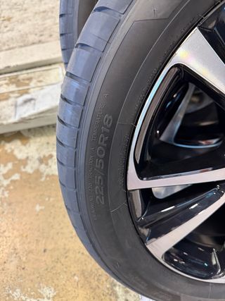 Llantas Toyota CHR 2025 - Neumáticos Hankook 