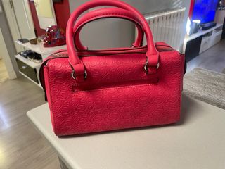Bolso Guess rosa - mano