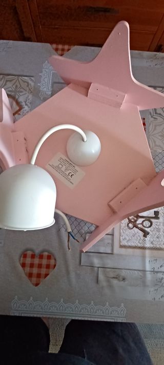 Lámpara infantil estrellas rosa