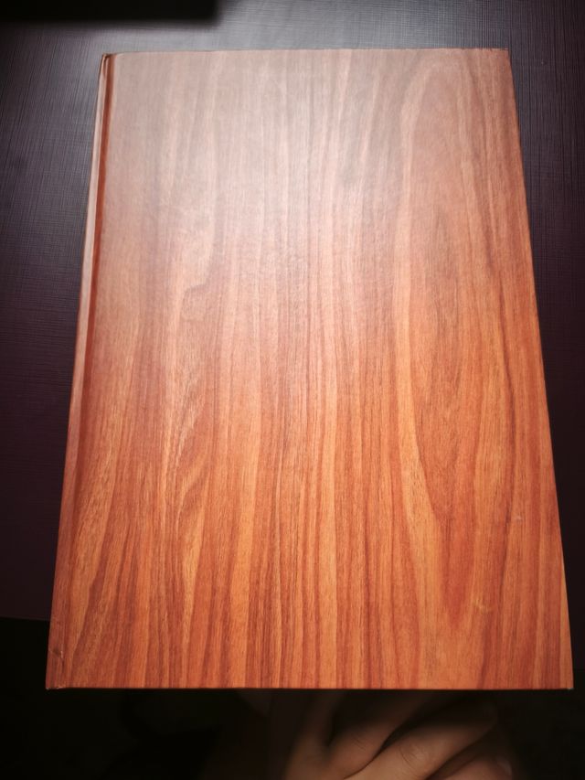 Cuaderno tapa dura A4