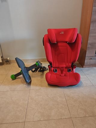 Silla Britax Römer grupo 2/3, regalo reposapies