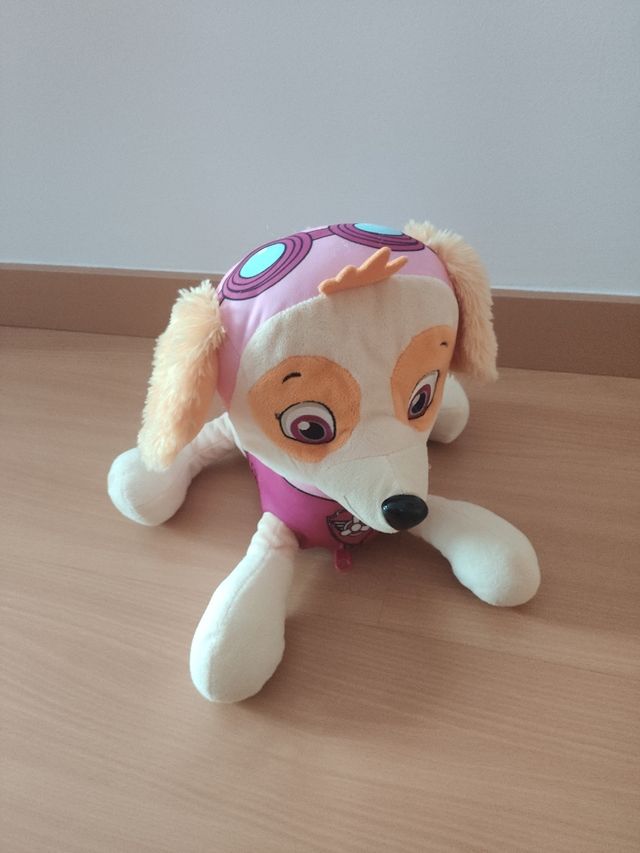 Mochila peluche Skye Patrulla Canina
