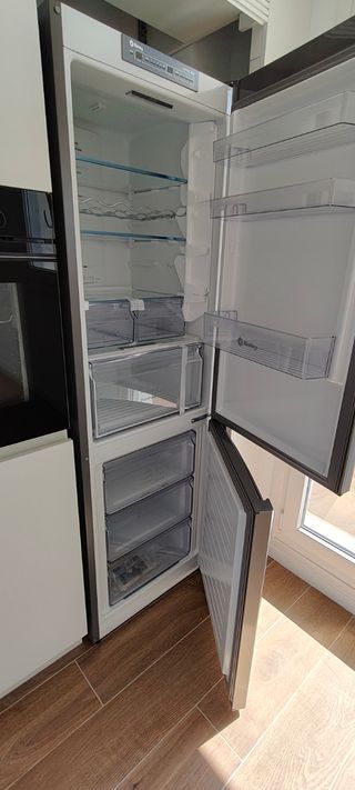Frigorífico combi Balay (A ESTRENAR)- Acero inoxid