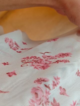 Blusa floral blanca y rosa mujer