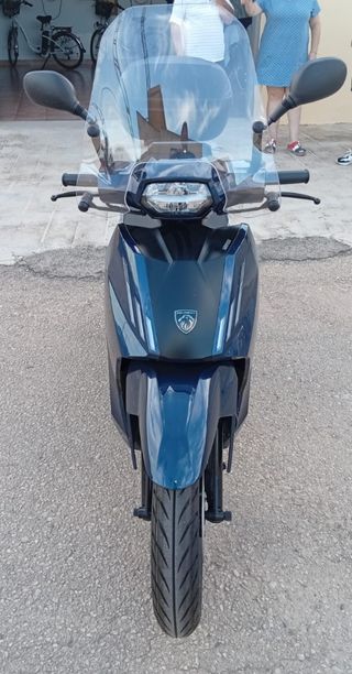 Scooter Peugeot Tweet 125 - Azul