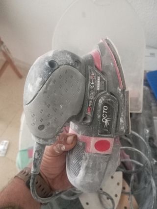 Lijadora Skil Octo 100W + 40 accesorios