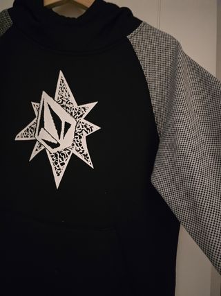 Sudadera Volcom Negra Gris Talla Xl niño 14/16