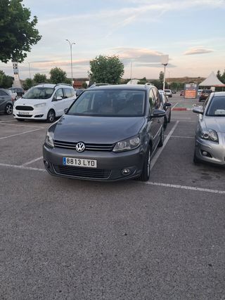 Volkswagen Touran 2011