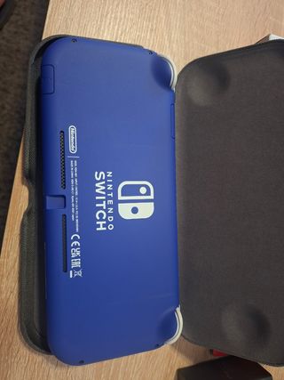 Nintendo Switch Lite blu