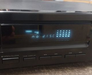 Lettore CD Kenwood DP-1030