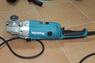 Amoladora Angular Makita GA9020KD - 230mm