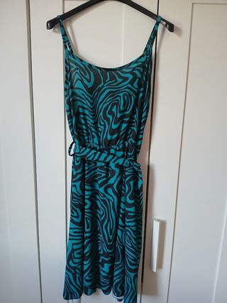Vestito estivo nero e verde acqua