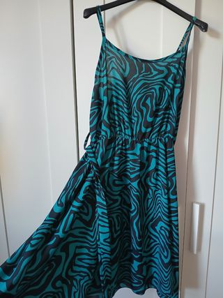 Vestito estivo nero e verde acqua