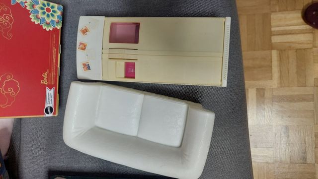 Muebles Barbie: Sofá & Nevera