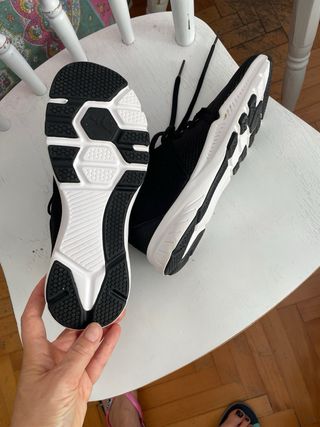 Sneakers Decathlon usate - nere