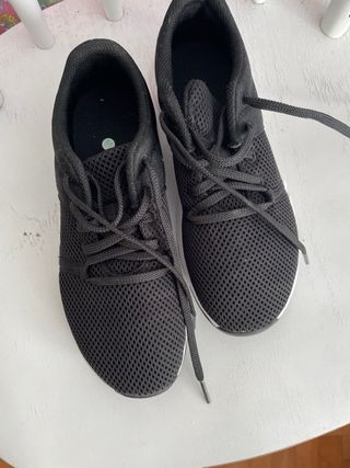 Sneakers Decathlon usate - nere