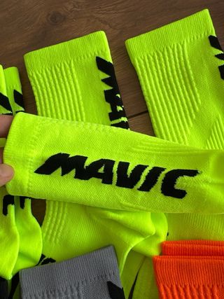 12 calcetines ciclismo Mavic