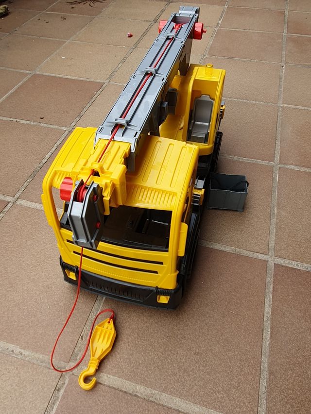 Grúa de construcción de juguete