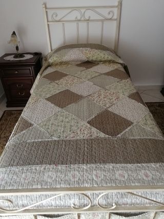 Copriletto singolo trapuntato beige-verde