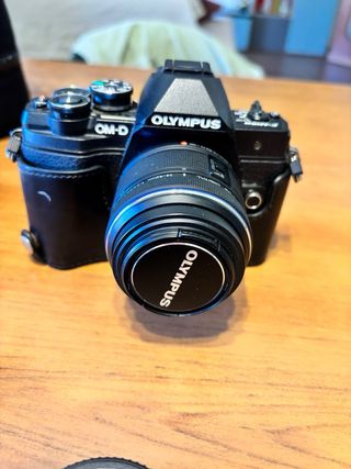 Olympus OM-D E-M10 Mark III