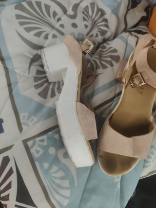 Sandalias rosas