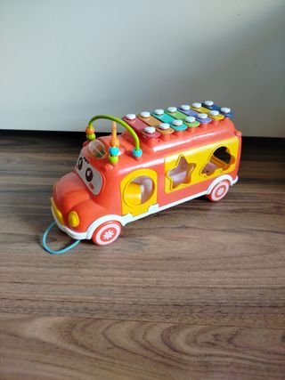 Autobús de juguete