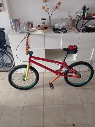 BMX Wethepeople: Pintada a mano