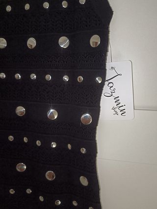 Vestido negro mini tachuelas
