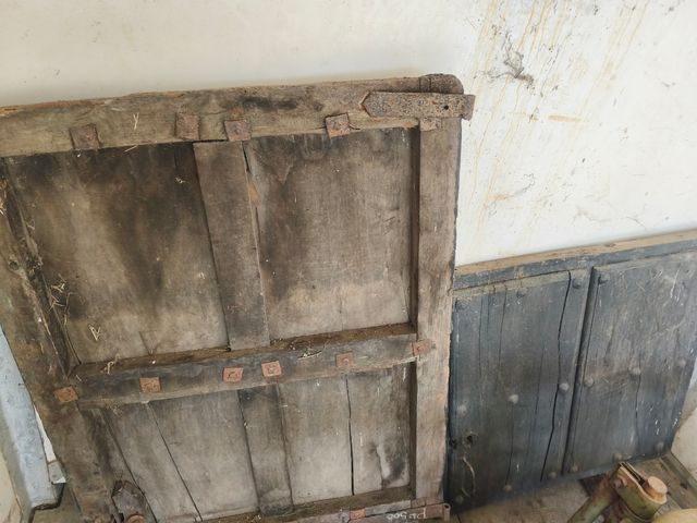 Puerta madera antigua