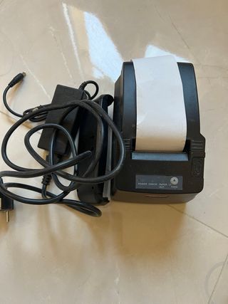 Adaptador AC/DC 8.5V 3A