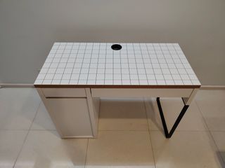 Escritorio Ikea Micke blanco-negro cuadros