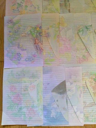 Papeleria vintage: 32 conjuntos. 
(Carta y sobre)