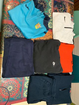 Set di abbigliamento sportivo per bambini di 11-12 anni
