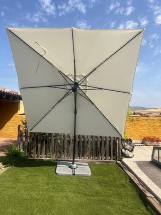 Sombrilla jardín blanca - 3x3m