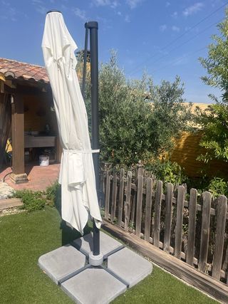 Sombrilla jardín blanca - 3x3m