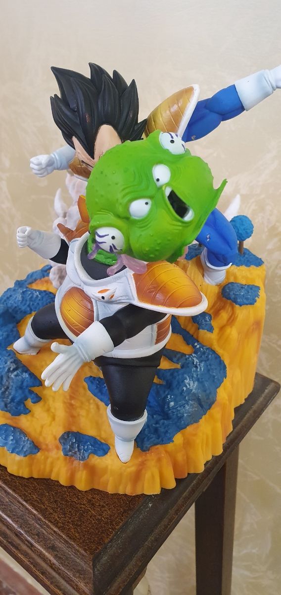 Figure Dragon Ball Vegeta Vs Guldo