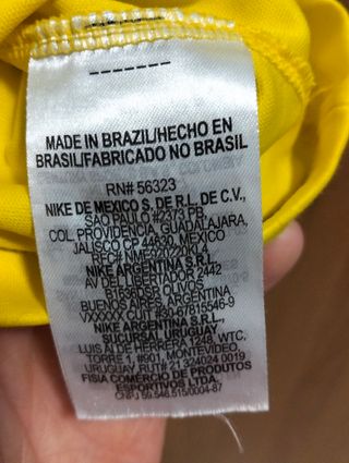 Camiseta Brasil Nike Amarilla Talla L
