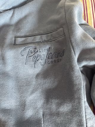 Sudadera North Face camuflaje
americana Pepe Jeans