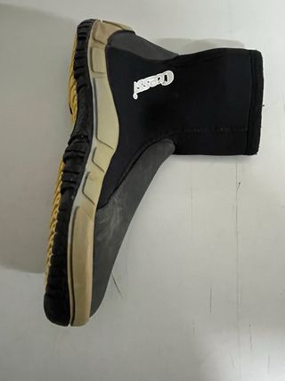 Aletas buceo Tridacna + botines