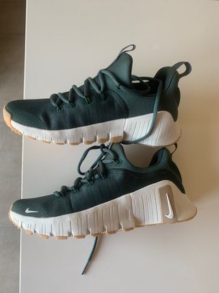 Zapatillas Nike Free Metcon 6- Verde Oliva 