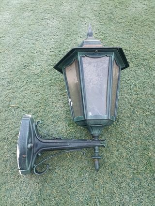 Farol exterior antiguo