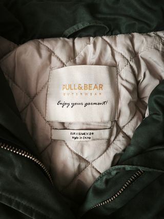 Parka Pull&Bear verde militar mujer/niña