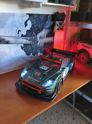 Coche rc 1.8 aston martin 
