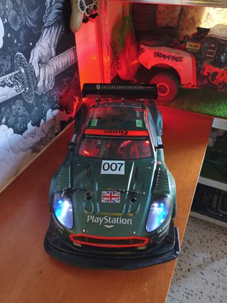 Coche rc 1.8 aston martin 