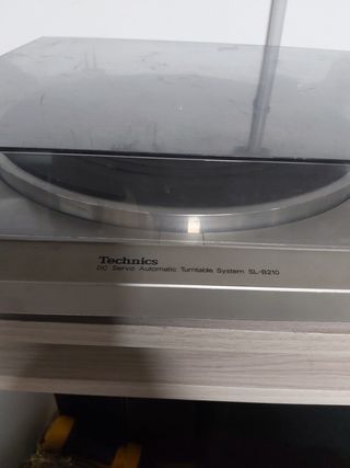 Giradischi Technics SL-B210
